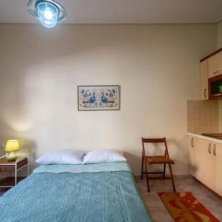 Delphian Colors - Orange Edition By Filos Inc Apartman Delphoi