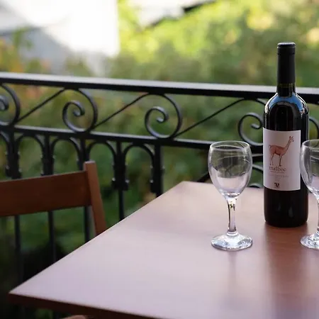 Apartman Delphian Colors - Orange Edition By Filos Inc